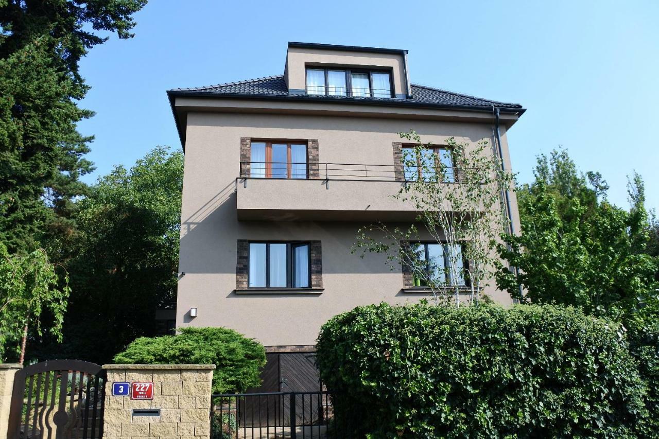 Apartman V Zahrade Praha Troja - Apartment In The Garden Prague Troja Kültér fotó