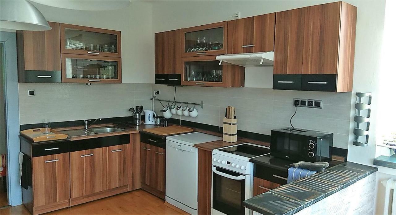 Apartman V Zahrade Praha Troja - Apartment In The Garden Prague Troja Kültér fotó
